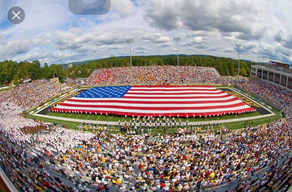Dwyer 2017 RB Jakairi Moses (<a href="/JakairiM/">Jakairi Moses</a>) has picked up an offer from #Army. 🇺🇸