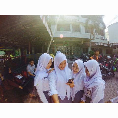 nova_sikumbang's tweet photo. friendship is beautiful:') https://t.co/HRaUWBgZDG