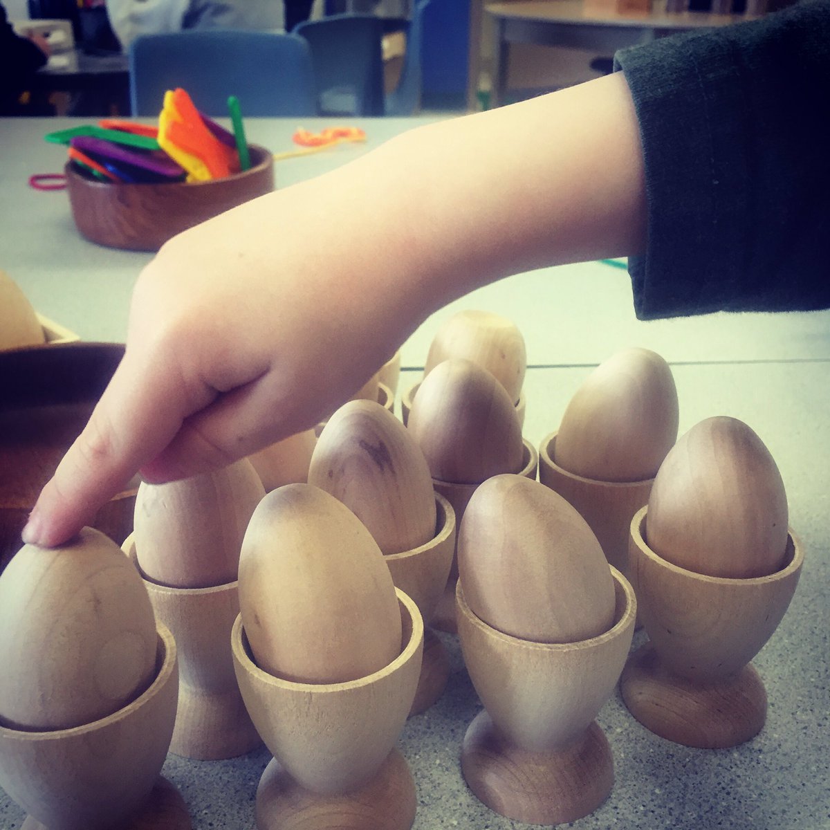 FDK_Lightning's tweet image. Fine motor practice turns into counting. We ❤️ it when #mathhappens .  #mathiseverywhere #fdkawesome