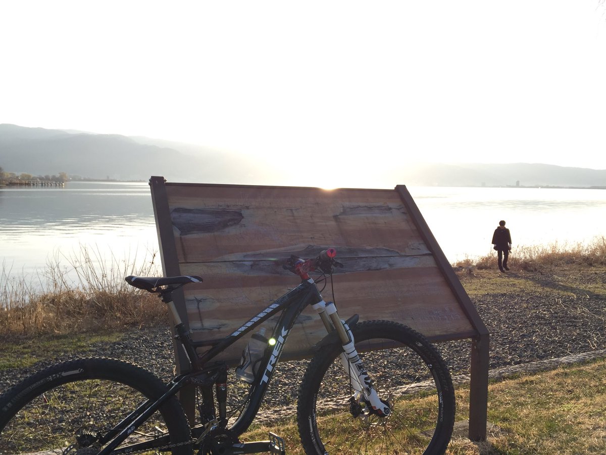 84_Tsubasa's tweet photo. #Morning #TREK #FuleEX #sunset #sun #BIKE https://t.co/k28ITVVsAI