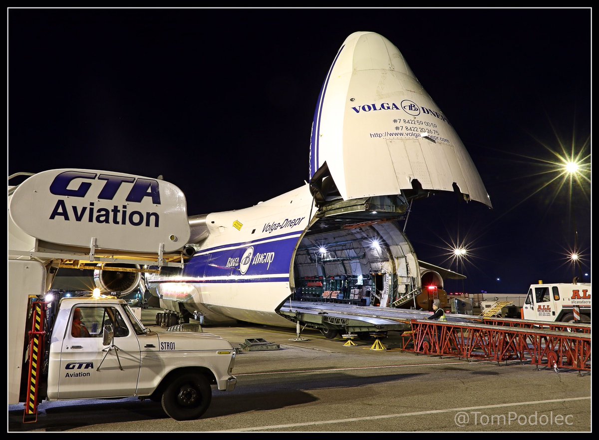 TomPodolec's tweet photo. PICS @GTA_YYZ loading cargo into @VolgaDneprGroup. Transported to Lima.  @TorontoPearson https://t.co/bAWrDlBcM5 https://t.co/q9XrTJZBSA