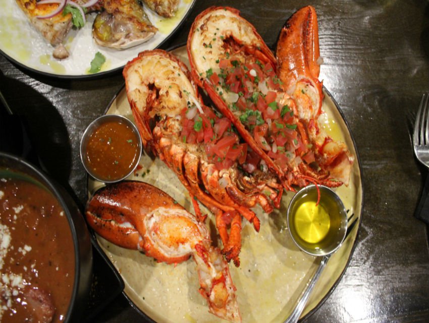 LAmag's tweet photo. The deep-fried Puerto Nuevo-style lobster at @PlayaAmorLB is the real deal: https://t.co/qRZhqN42Ii https://t.co/dkJB4wjd6u