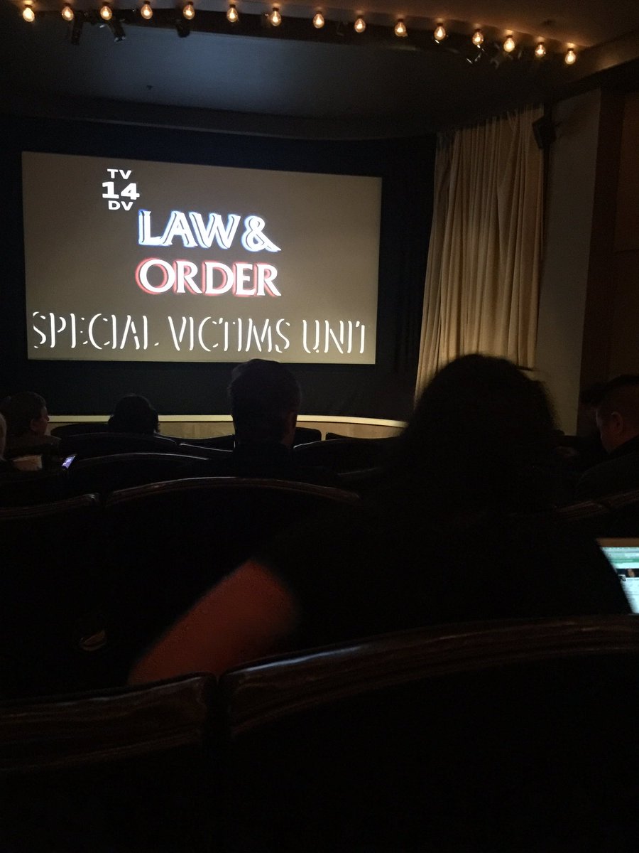 Screening in style #TheUsualSuspectsOnSVU #CecilBHargitay