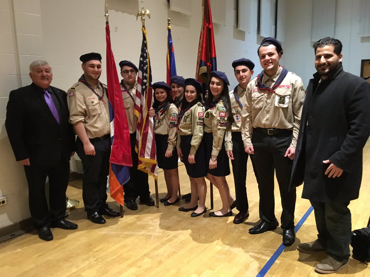 HomenetmenScout's tweet photo. The Homenetmen Boston Scouts had the honor to escort President Serzh Sargsyan 🇦🇲 https://t.co/m6a5b4uEPo