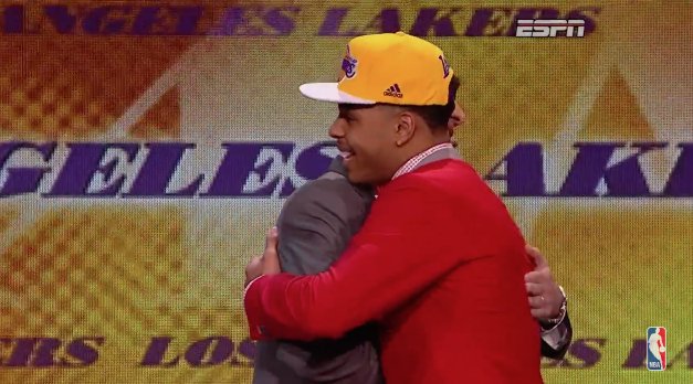Lakerholicz's tweet photo. D'Angelo Russell: "I Am Sick...I Am Sorry I Recorded That Video” https://t.co/JLLufYSf95 https://t.co/Gir5960YTQ