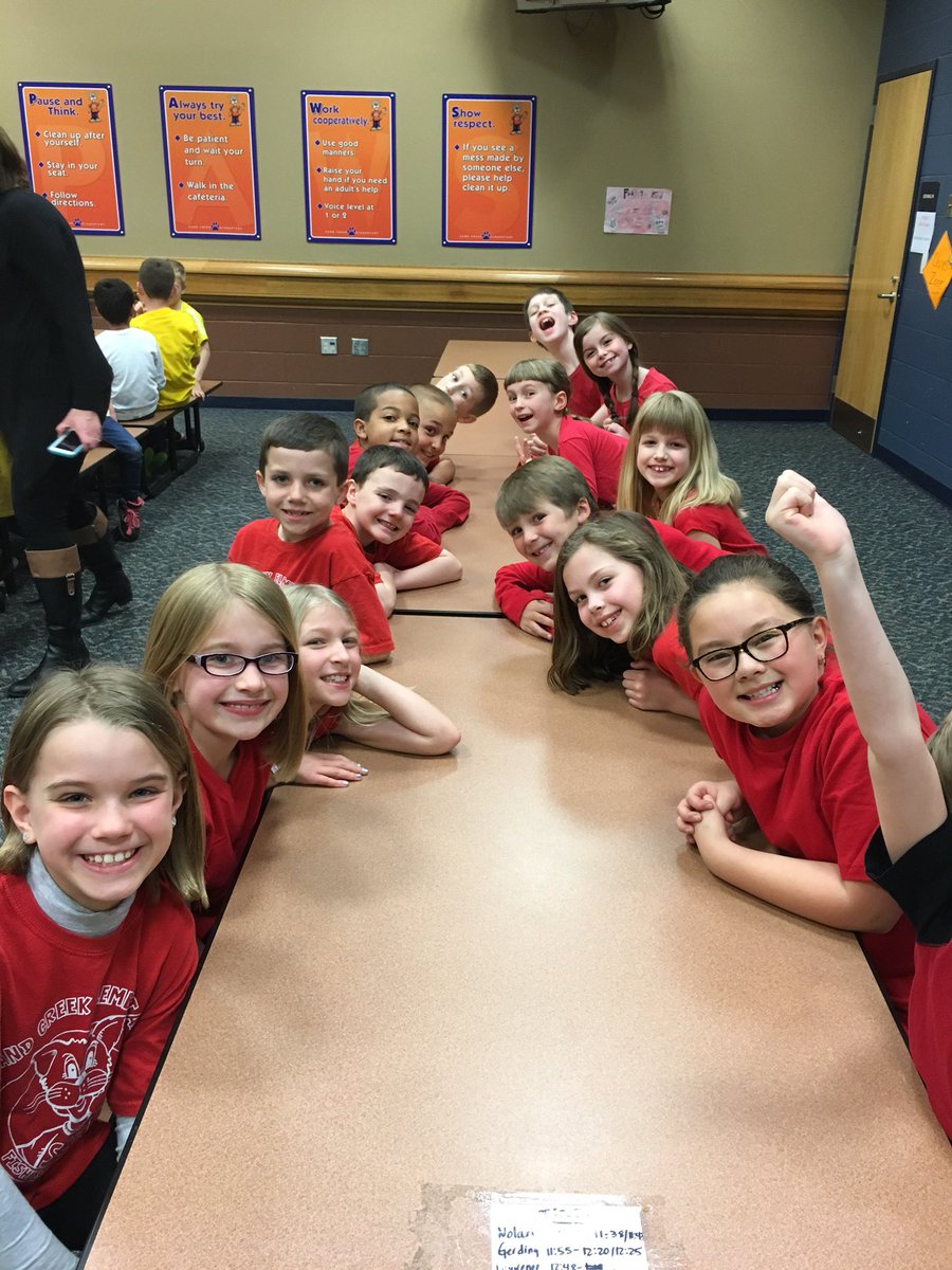 MissGerding's tweet photo. So much fun at our music program tonight!  @SCEMusicRm https://t.co/01a15wc5Vh