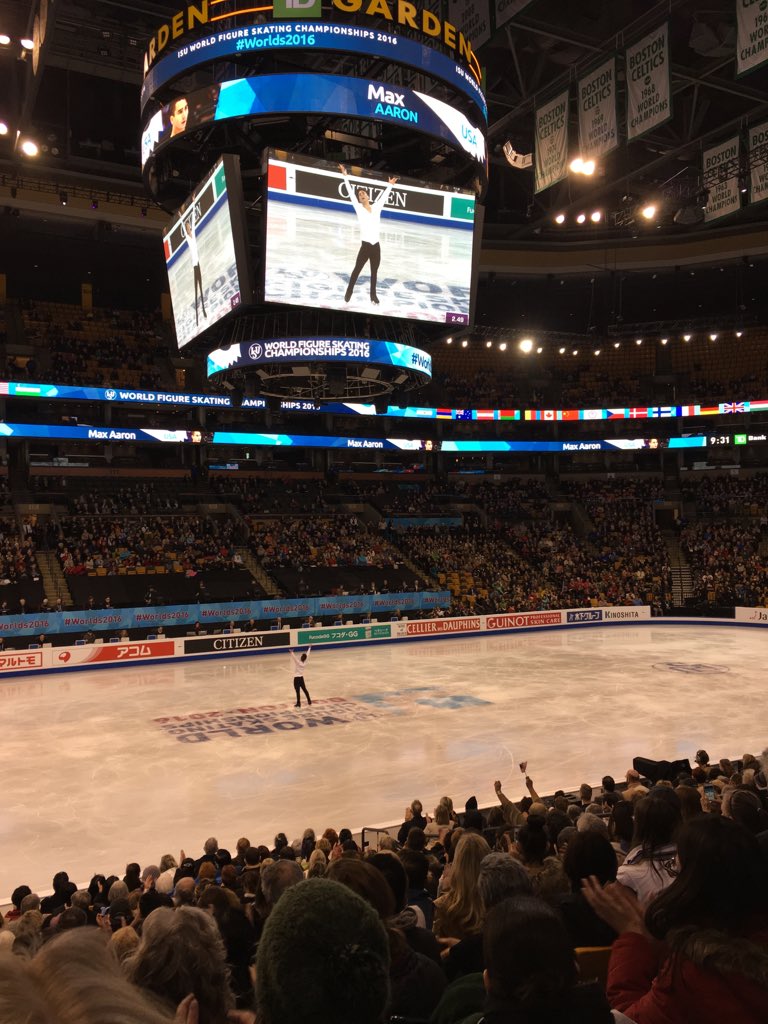 I luv all of Max Aaron's quads! #Worlds2016