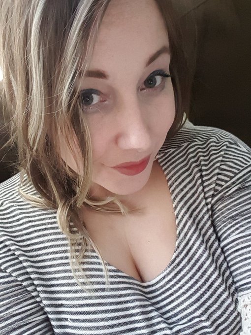 Chillinh....wishing I was cumming in a private with one of you. https://t.co/L3YUDbKLf5<a href="/tag/dylan"class="tags"><span>#dylan</span></a><a href="/tag/thebobs"class="tags"><span>#thebobs</span></a>