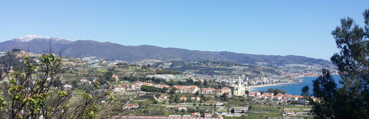 PodereGrecale's tweet photo. #liguria ...quel luogo speciale dove la montagna incontra il #mare !
#sanremo #bussana #armaditaggia #visitriviera https://t.co/7HfuAHhIT1