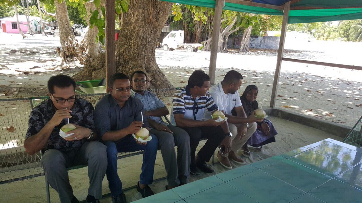 Azhartu's tweet photo. #Hpsnw
#TeamRaeesYameen ge beyfulhunnah Lh.Olhuvelifushi rayyithun Varah rangalhu mehemaadhaari eh
#RaeesYameen2018 https://t.co/678bMGWZ9s