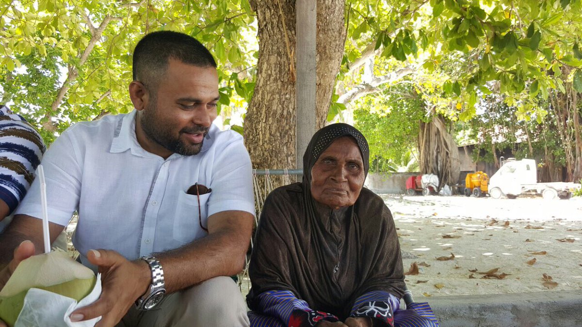 Azhartu's tweet photo. #Hpsnw
#TeamRaeesYameen ge beyfulhunnah Lh.Olhuvelifushi rayyithun Varah rangalhu mehemaadhaari eh
#RaeesYameen2018 https://t.co/678bMGWZ9s