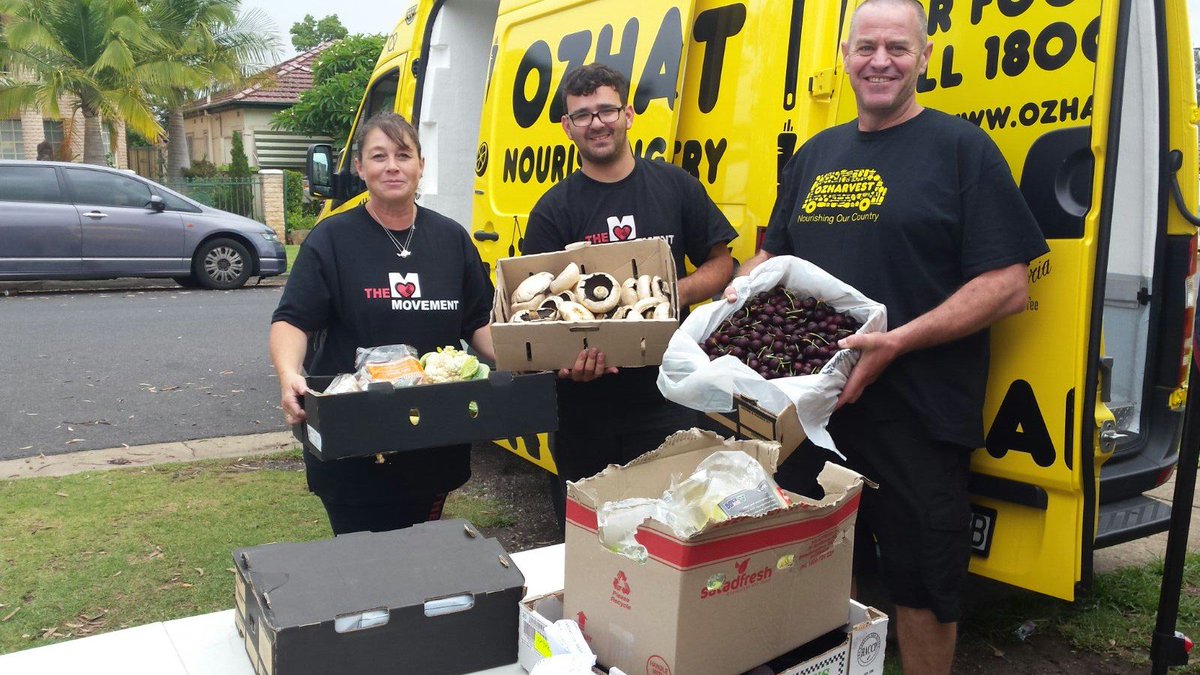 OzHarvest's tweet photo. We're hiring drivers & chefs across MEL & SYD who are passionate about reducing food waste! https://t.co/2rYvRIujEY https://t.co/HhnnN0YMaQ
