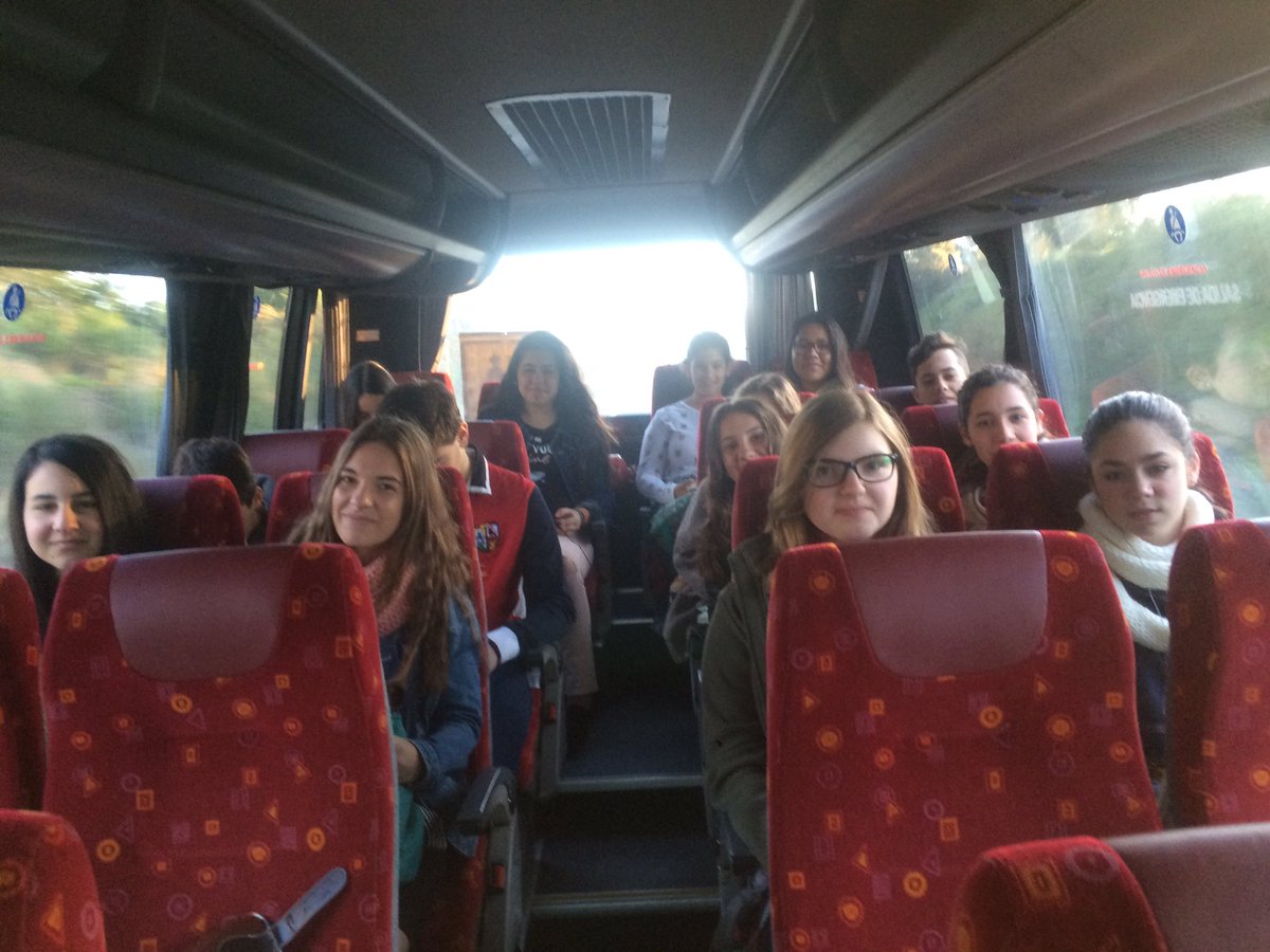 bibliocastil's tweet photo. Camino al encuentro final de @epdlsevilla en #Sevilla https://t.co/uyn1SOqFyi