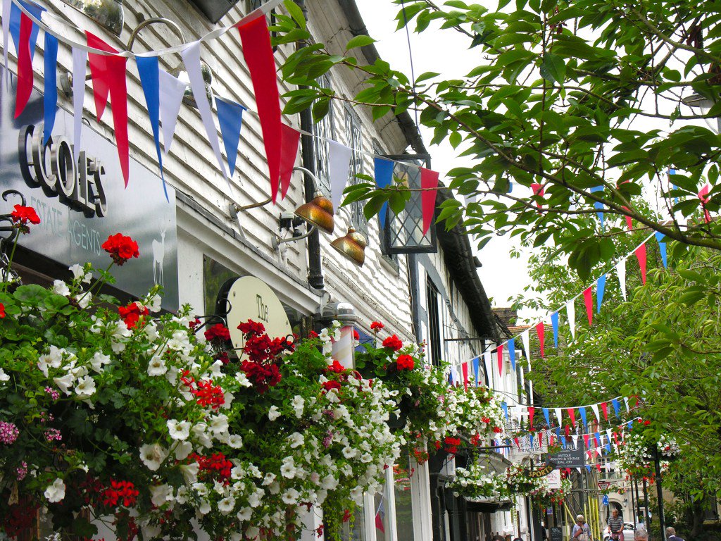 GrinsteadOnline's tweet image. Wish me luck as you wave me goodbye… eastgrinsteadonline.com/2016/03/31/wis…