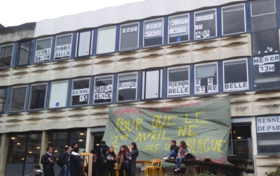 Voir l'image sur Twitter Voir l'image sur Twitter