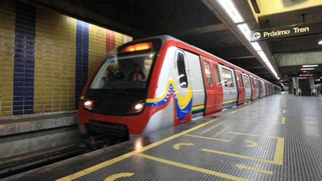 El_Cooperante's tweet photo. "Se acabó su tiempo": Empleados del Metro se organizan para quitarle sindicato al chavismo https://t.co/wEga5K8gGA https://t.co/0uzzb6rAeX