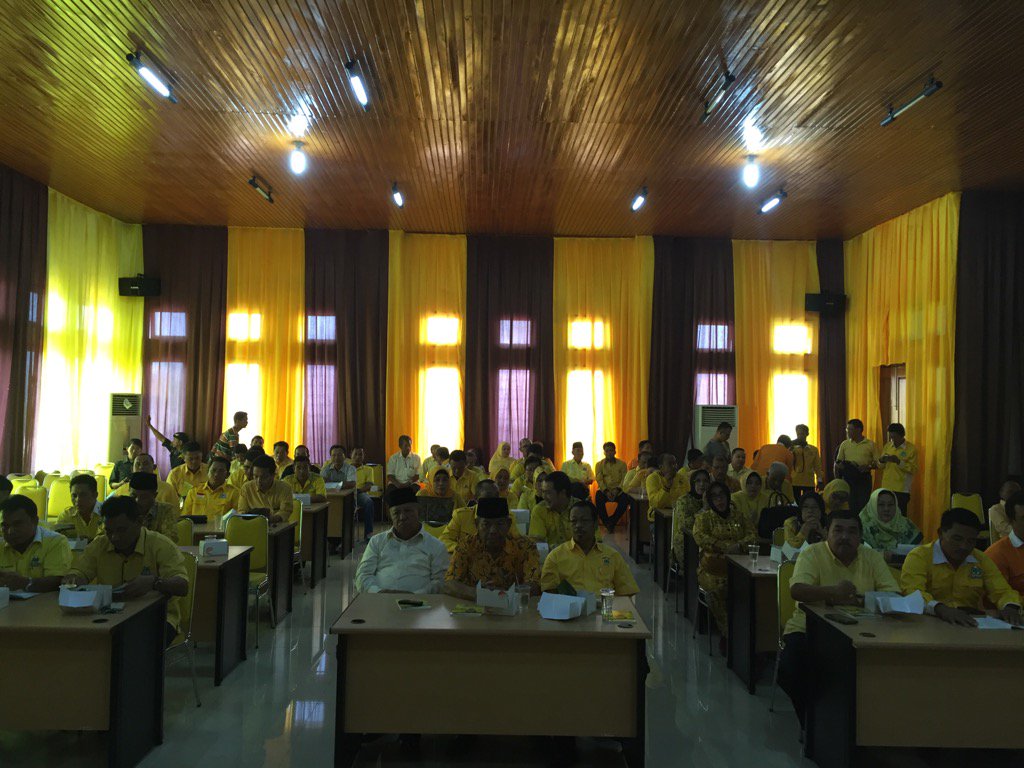Acara konsolidasi Golkar di Sekretariat GOLKAR, Jambi