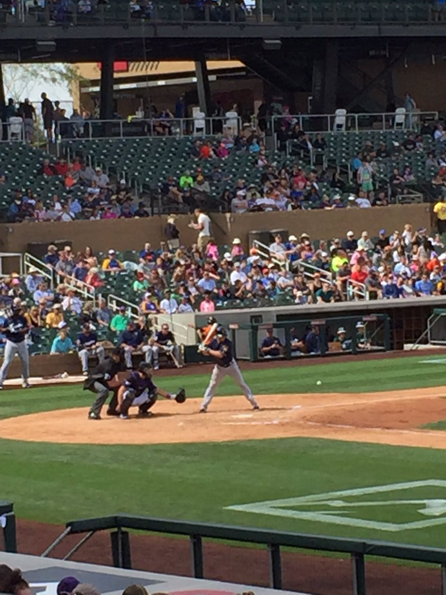 ScottElder8's tweet photo. Day 8 #AZ16 #cactusleague #saltriverfield #brewers/rockies #formerjayaaronhill https://t.co/nbS658Vjkj