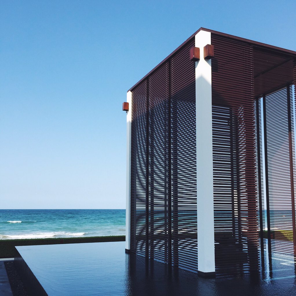 _arevery_'s tweet photo. Throwback to chill vibes at #thechedimuscat @GHMhotels 😍😎✌#AREVERY #TBT https://t.co/kRupmJ0KPw