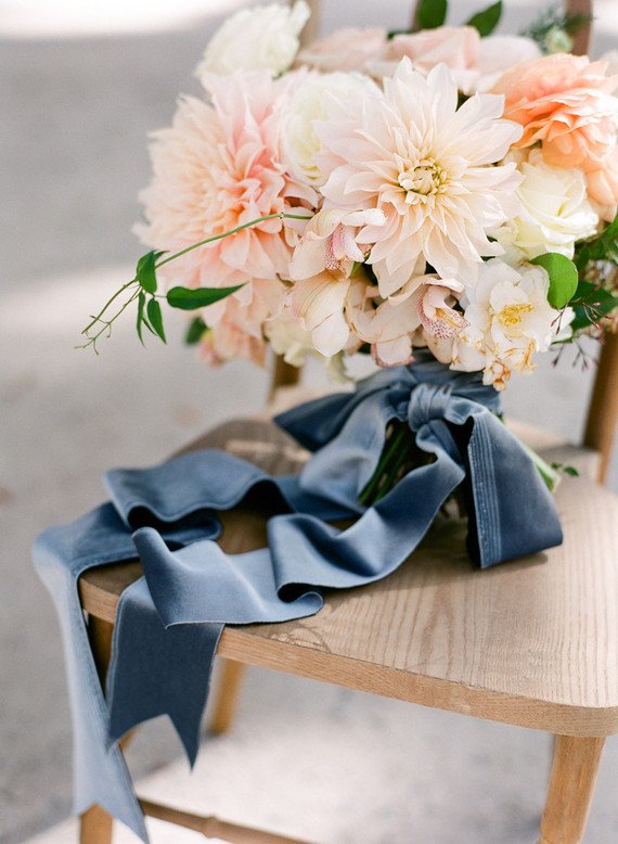 Some spring prettiness on the blog today thanks to <a href="/dsssavannah/">Design Studio South</a> >> bit.ly/100LCspr0331