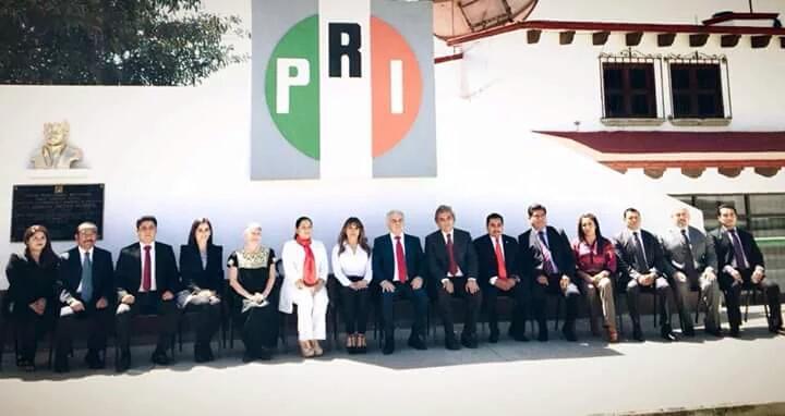 belenmoralesb's tweet photo. Felicidades x 2años d resultado y ser 1° Dirigencia en tomar en cuenta a los Jóvenes @Mafud_PRI @LizAcostaSecGen https://t.co/v962vNddIe