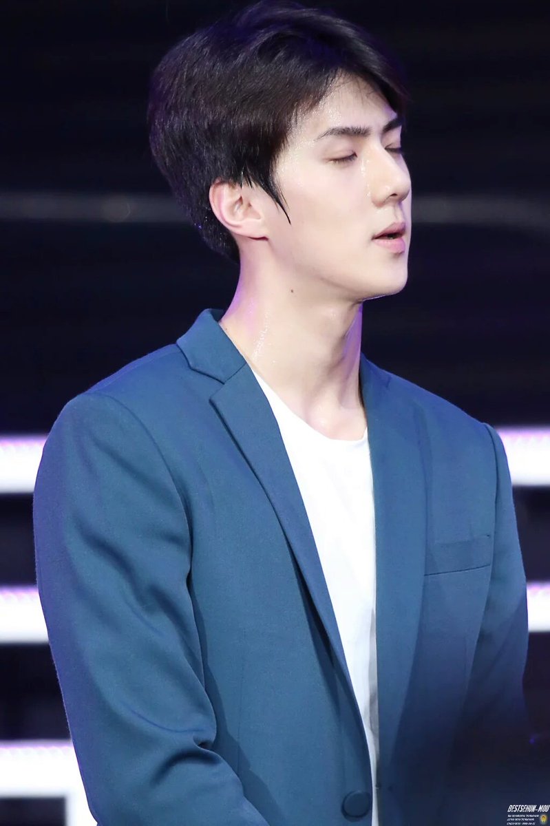 OhSehunID's tweet photo. [HQ] SEHUN 😍
cr: BestSehunMOU https://t.co/OY1ICFCHh4
