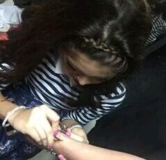 officialaldub16's tweet photo. Bumabagyo ng ka-sweetan! 
Maine fixing Alden's bracelet 😍

Credits : rosegarciafab

#ALDUB37thWeeksary https://t.co/Ui06RpI40r