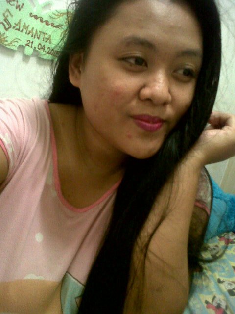 Tersipu malu,, :) :)