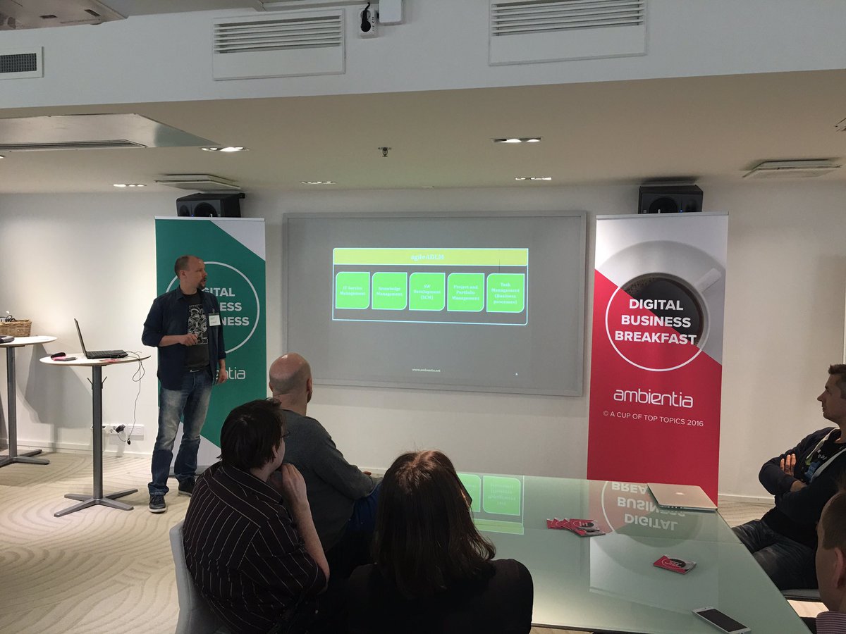 Dmagge's tweet photo. Tämän aamun kuumat puheenaiheet #ITSM #agileADLM #JIRA #JSD #JIRAServiceDesk @HuoneHelsinki #AmbientiaTopTopics https://t.co/XH3tUIOSuD