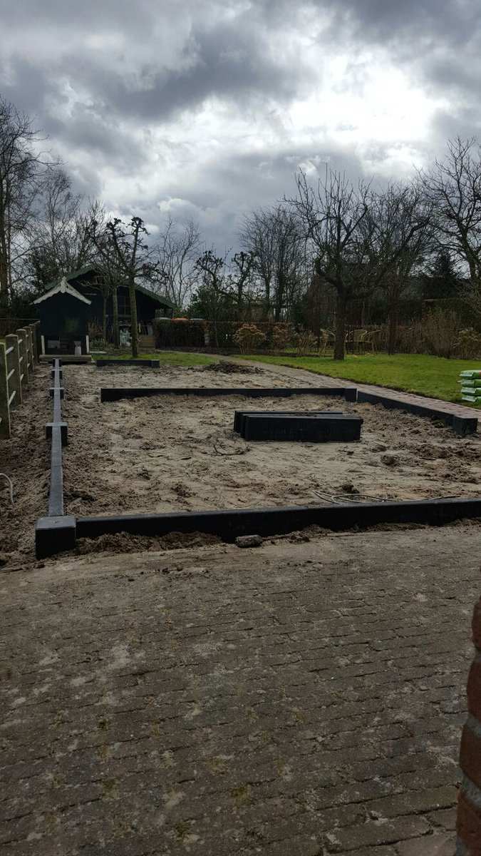Trendhout's tweet photo. Deze week gestart met plaatsen van kapschuur De Stee 9.80 meter. https://t.co/Vb7Gfvqu1G