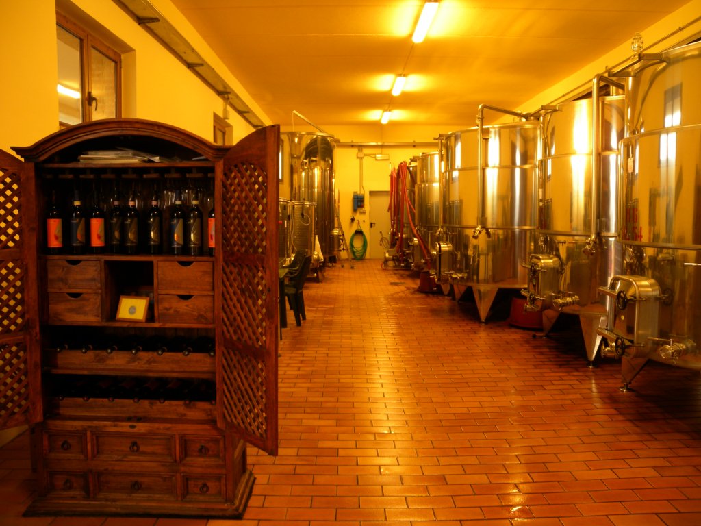 SassodiSole si racconta “A corto di vino” #docOrcia #Montalcino... goo.gl/Z3mbzi