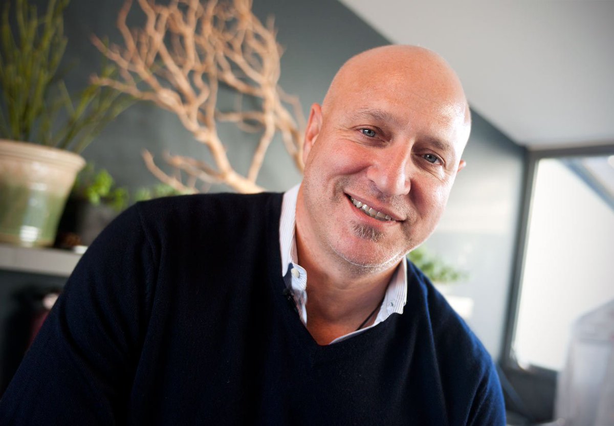 hawaiifitz's tweet image. Nice! RT @chefscollab: #ChefSummit16 thrilled to announce chef @tomcolicchio as a presenter! bit.ly/ChefSummit16