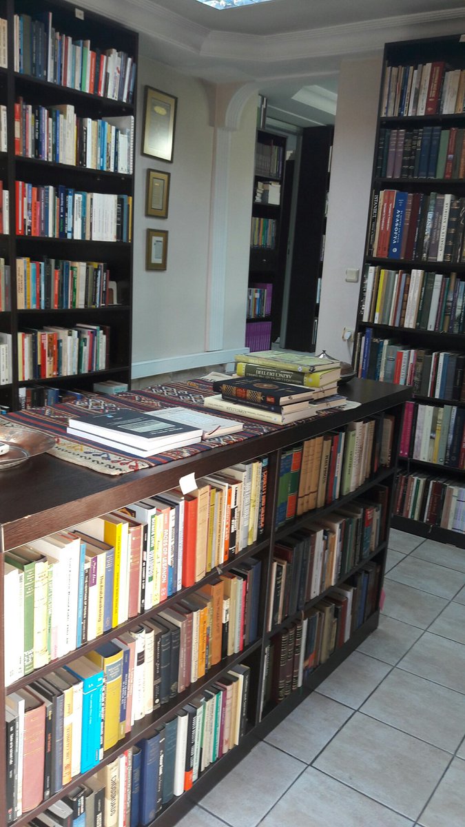 Heath Lowry Kütüphanesi
BAU Tarih YLP öğrencileri yaklaşık 10.000 eserden oluşan kütüphaneden faydalanabilmektedir.