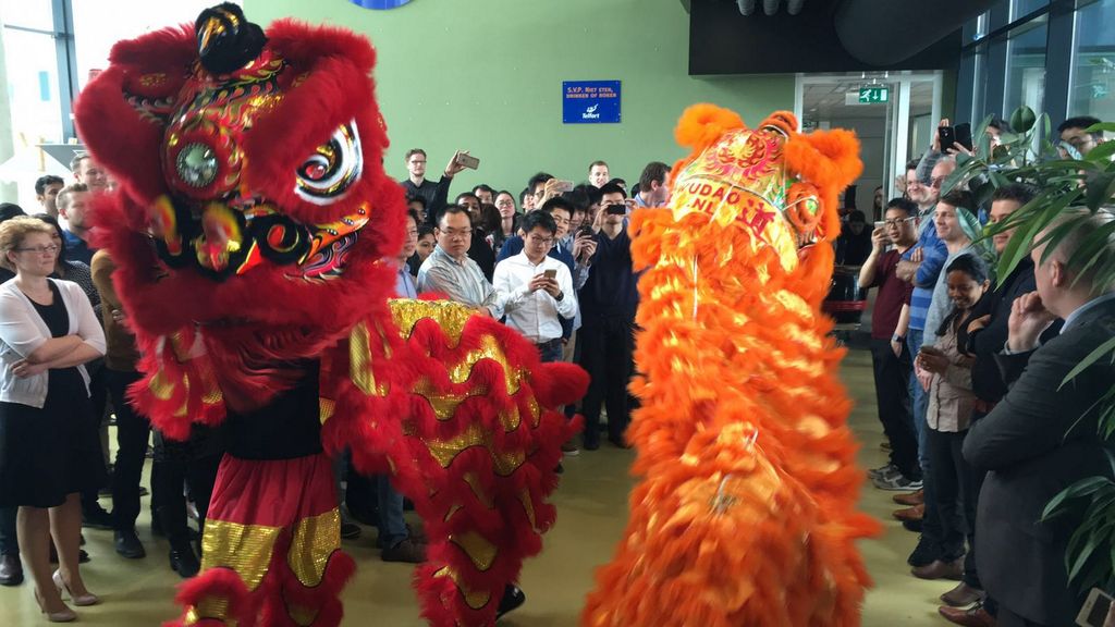 BoukeHoving's tweet image. Celebrating success! Major milestone #simplification program! #FutureOfMobile #KPN