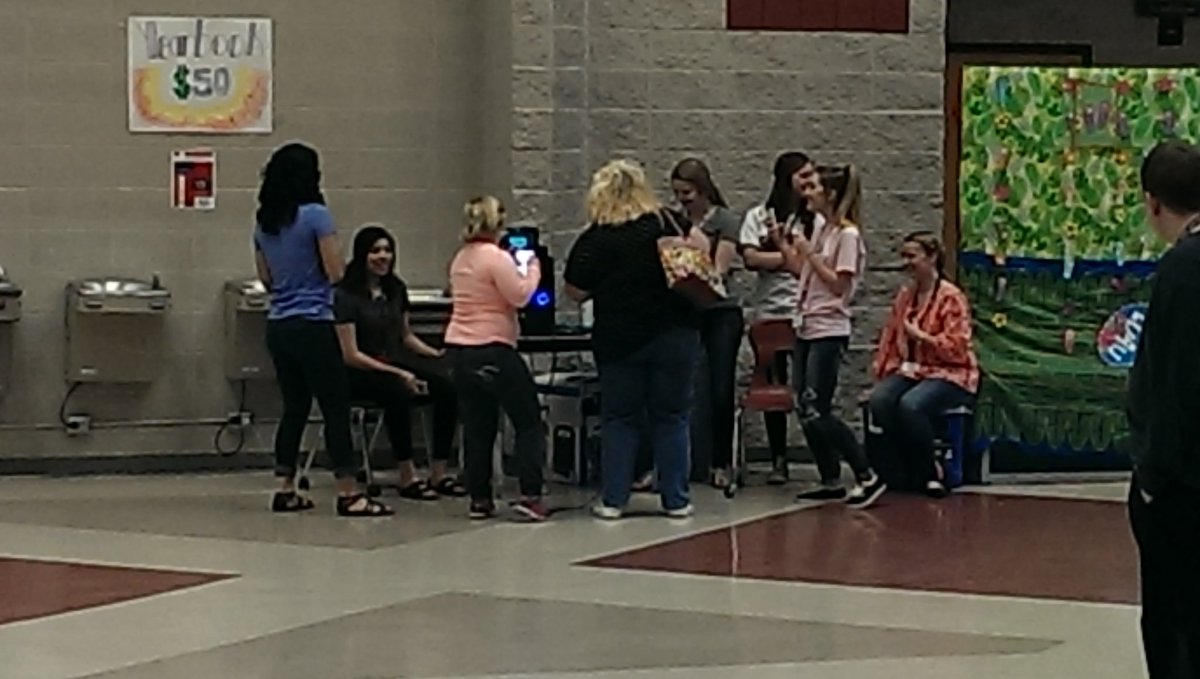 GHSRedHawks's tweet photo. Ellie and others taking some time out for some karaoke during lunch on Wed. Thanks to the @GHSRedZone #GHSFun https://t.co/cdI9iMNBXq