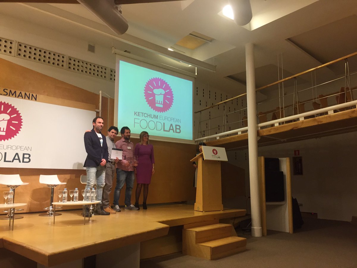 liderarmente's tweet photo. Enhorabuena a @Takeachef por ganar el concurso #FoodLab2016 de startups del sector alimentación https://t.co/ZL2EpsuFRr