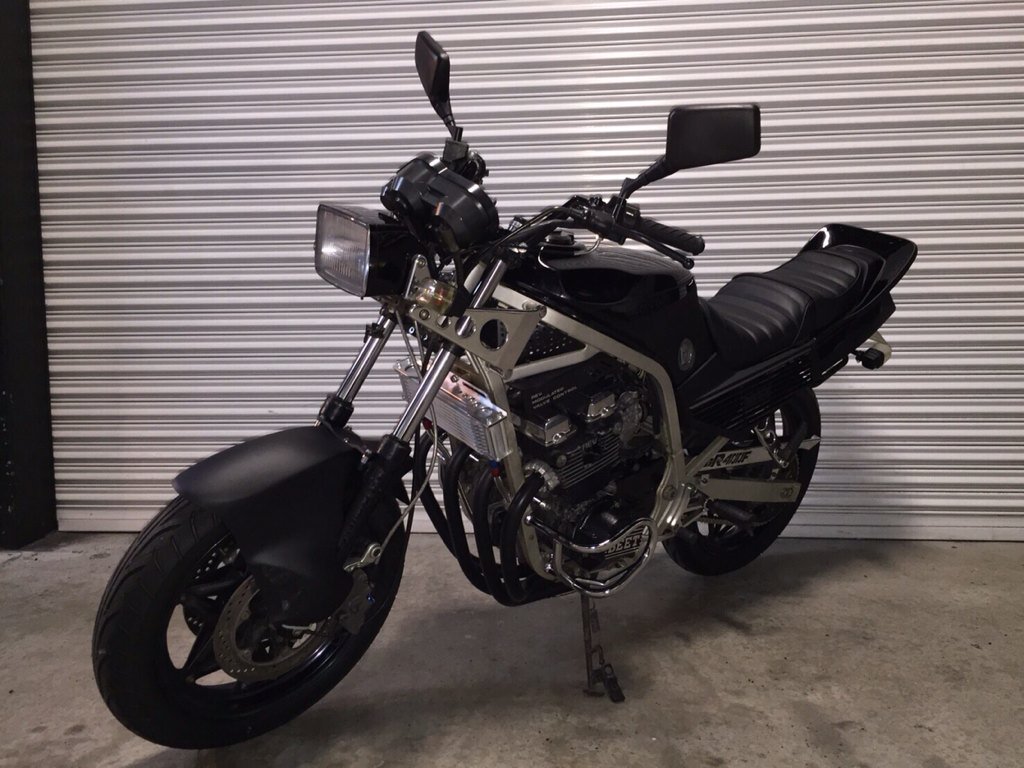 technical0929's tweet photo. CBR400F N様

マットブラック仕様

無事に納車完了しました。

オーダーカスタムも承ります。

在庫車輌はこちらから⬇︎
https://t.co/cTxIB2uvoR https://t.co/1Hhx66BfhM