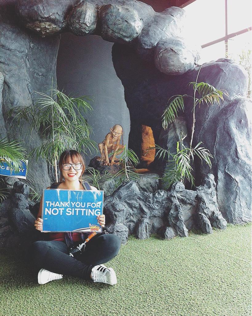 StuffLotr's tweet photo. ayavea101 My precious❤️ #bawalpasaway https://t.co/WDhE9BIoFp