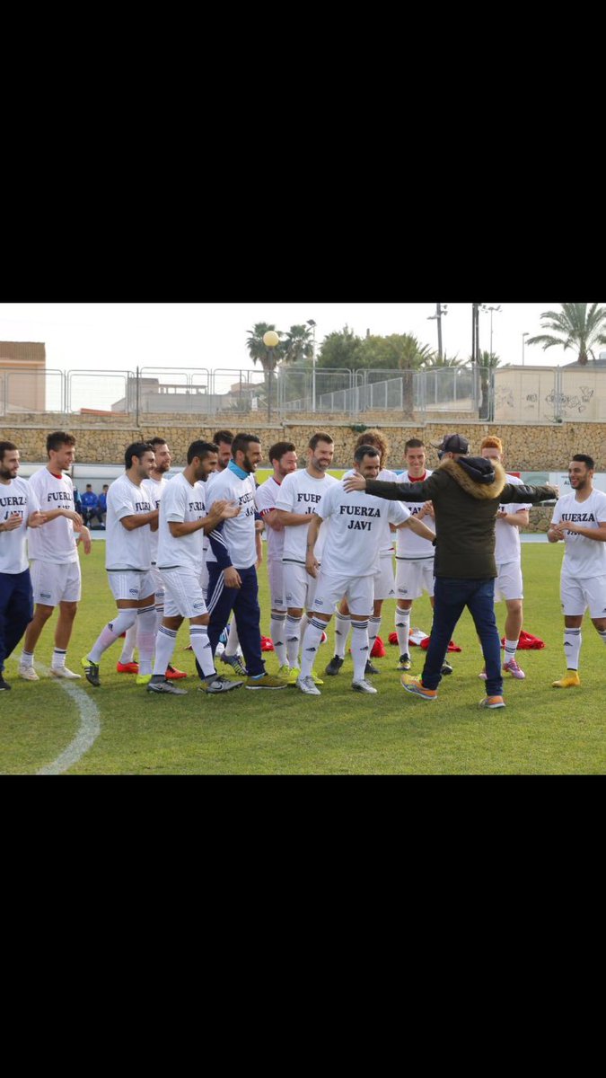 Javifernandez10's tweet photo. Quiero dar las gracias a todos y en especial a @EuropaFC_Gib y @afefutbol gracias por vuestro apoyo,os quiero!! https://t.co/4ebExyVVvt