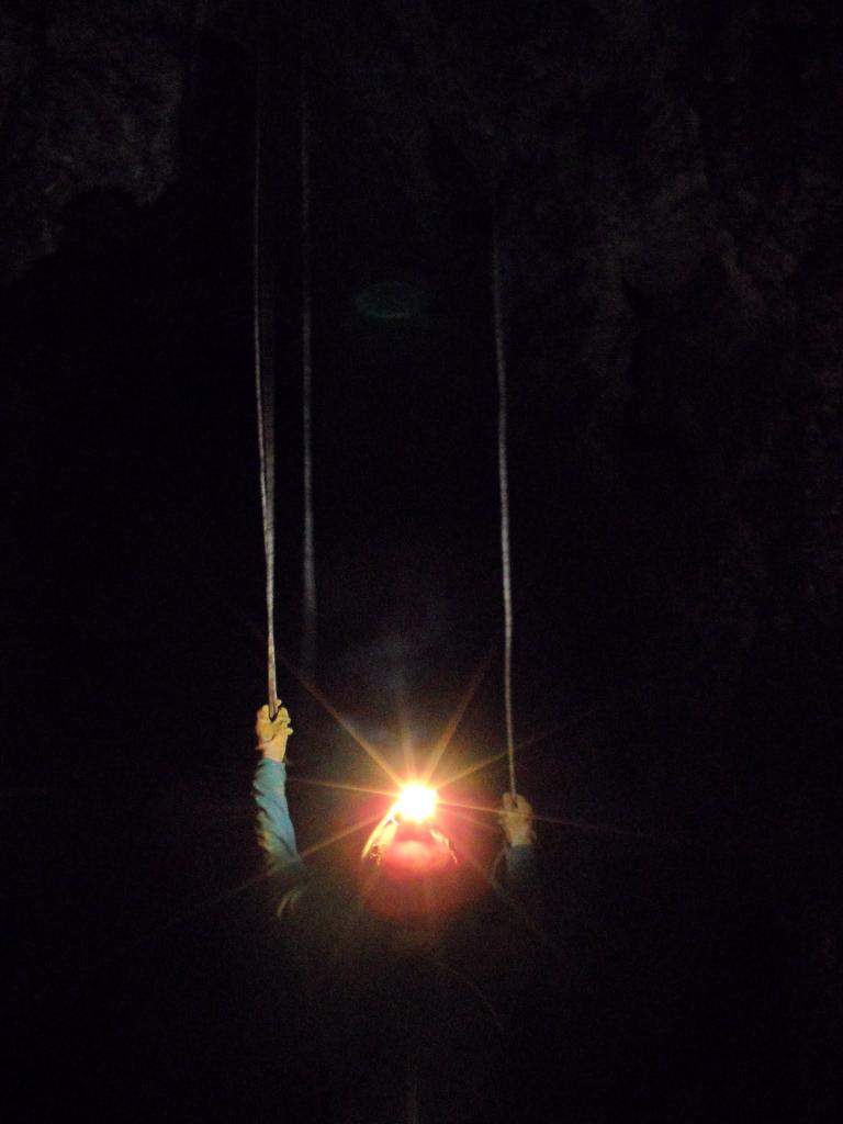 Dominyka___'s tweet photo. #exploringcaves #caves #speleology https://t.co/eKHJ6Yeraq