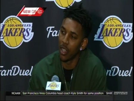 DailyBrewGossip's tweet photo. Nick Young, D'Angelo Russell, &amp; Coach Byron Scott... #ifwt #google #seatstaken https://t.co/exRjhqv8I7 https://t.co/ZneBwf6rWh