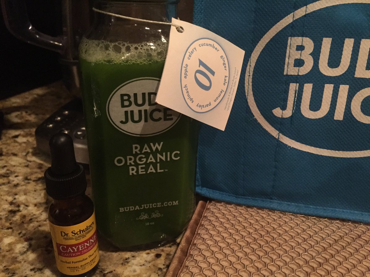 theCoreySwan's tweet photo. Thank you #liferegenerator for the recipe 🙏🙏 #lemongingerblast #budajuice #day3 #cleanse #instadfw #instagood https://t.co/aBFIrSS1Fw