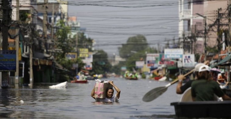 BCNResilience's tweet photo. Nations talk, cities act. And they play a key role in climate action https://t.co/ZuvVzG5B0Y https://t.co/Z8bWgw4OQr