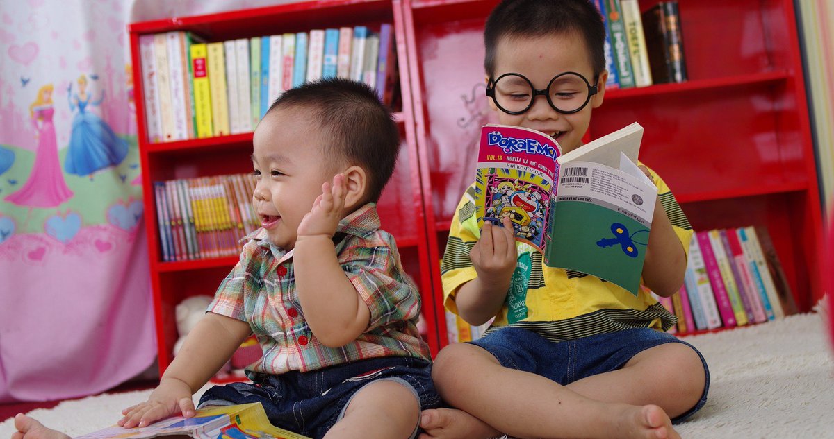 Fox_anglais's tweet photo. 6 astuces créatives qui rendront votre enfant accro aux #livres! https://t.co/9csGTkgkwp #lecture #enfants #bilingue https://t.co/hkejj1tnAm
