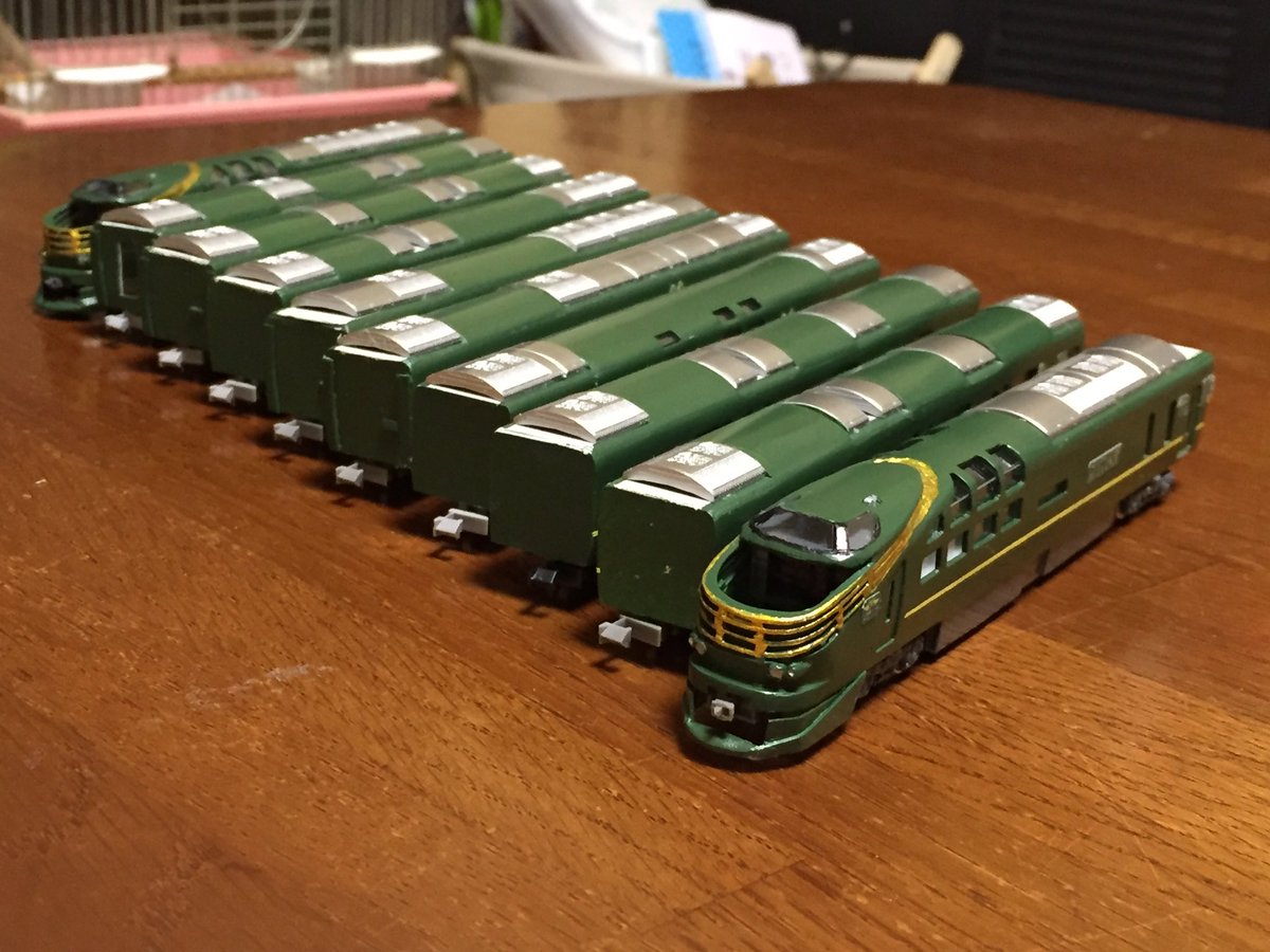 武ぐし C101 土曜日東r42b トワイライトエクスプレス瑞風 完成しました 制作期間5ヶ月 車体はプラ板を使った フルスクラッチです 先頭車のデッキ手すりは強度と構造上4本となっております 鉄道模型は初の作品なのでお見苦しいところがありますがご了承