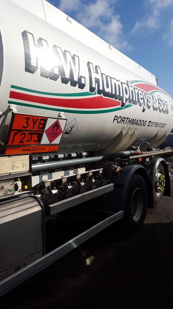 irlamtt's tweet photo. #safeloadpass #tanker #engineering #portmadog #tanktesting #humphreys #fuel 01617284055 https://t.co/JoyZAYkrrS