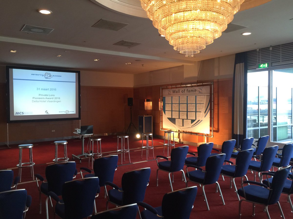 RexVer's tweet image. We zijn er klaar voor! Bekendmaking ITalks Private LoRa Award 2016