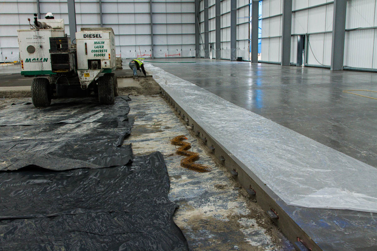 MalinFloors's tweet image. @bandkbuild #greatbear site Markham Vale. Forms made by ourselves to achieve very strict DM1 flatness tolerance