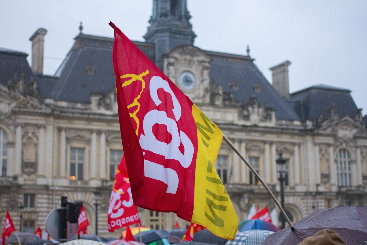 Manifestation à #tours contre la #LoiTravail