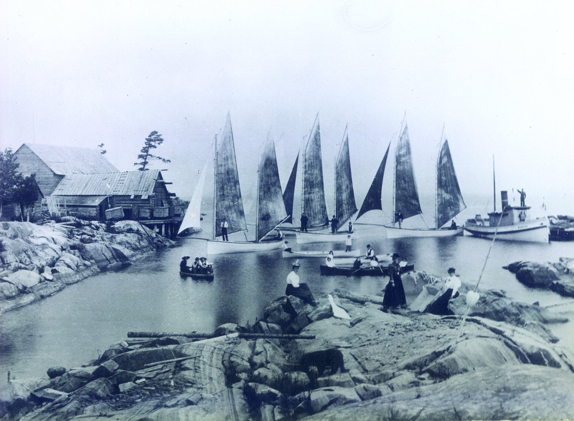 #ThrowbackThursday <a href="/Georgian_Bay/">Visit Georgian Bay</a>: #FrenchRiverDelta was home to a fishing industry over 100 yrs ago <a href="/OntarioParks/">Ontario Parks</a>